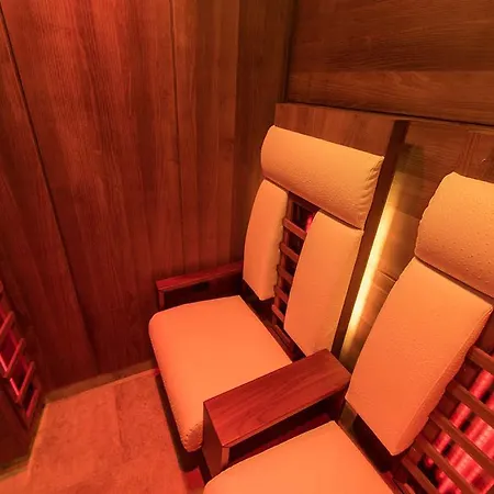 Apart-hotel Universo 3*