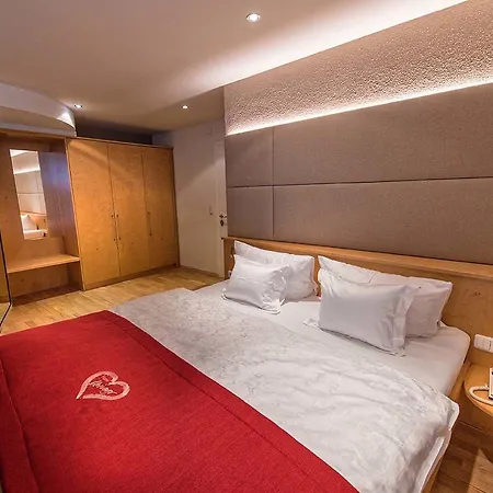 Universo Aparthotel