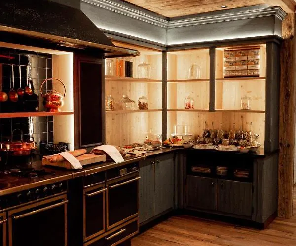 Universo סרפהאוס