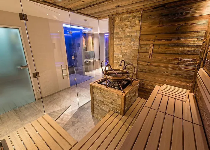 Aparthotel Universo 3*