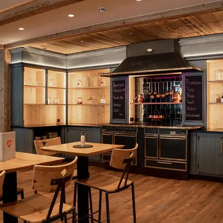 Апарт-отель Universo 3*