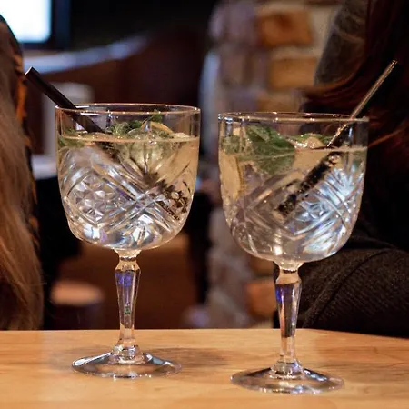 Universo 公寓式酒店 3*