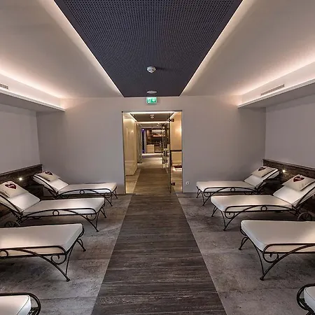 Universo 瑟弗浩斯